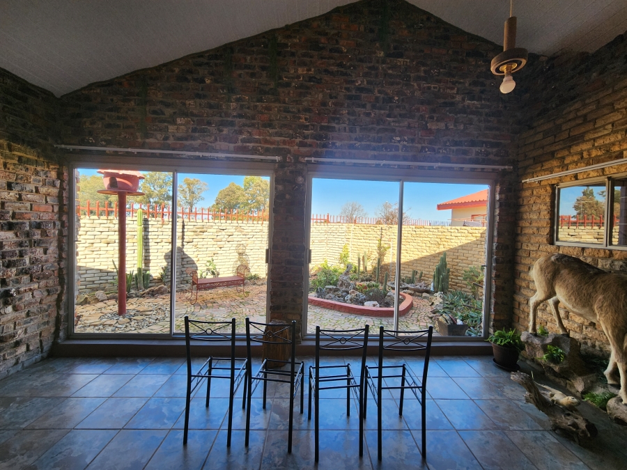 7 Bedroom Property for Sale in Hennenman Free State